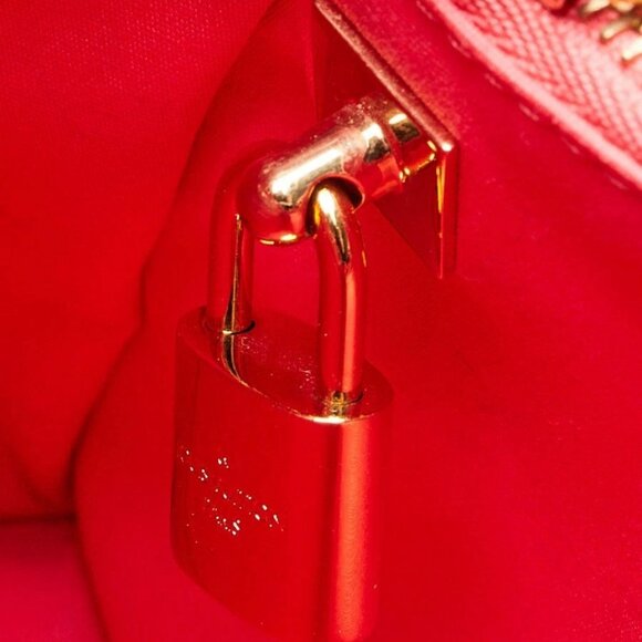 Louis Vuitton Poppy Monogram Vernis Montaigne BB Bag - Picture 8 of 12